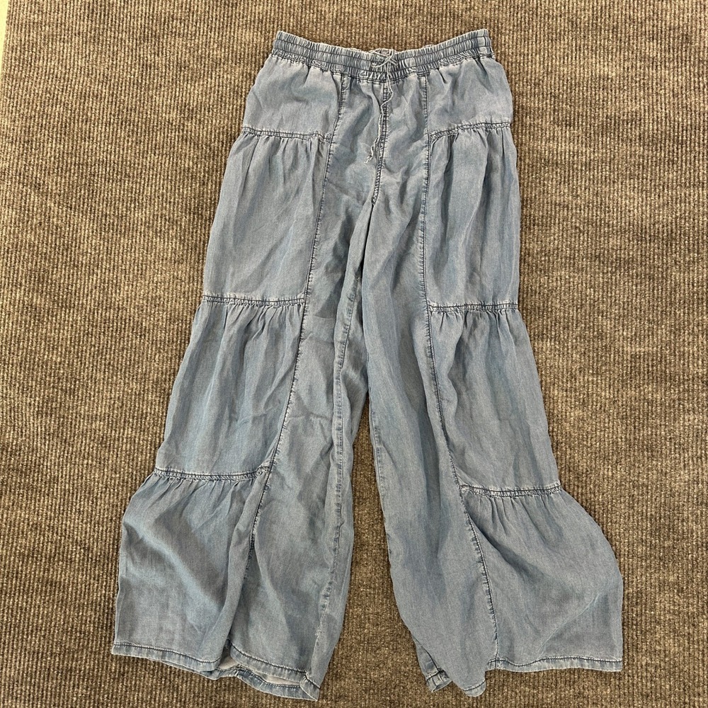 Dylan Ryan NYC Tiered Wide Leg Pants Size M Blue Rayon Elastic Waist Light Wash